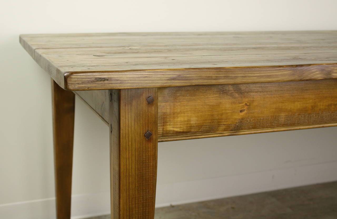 Custom-Made English 8' Pine Farm Table In Excellent Condition In Port Chester, NY