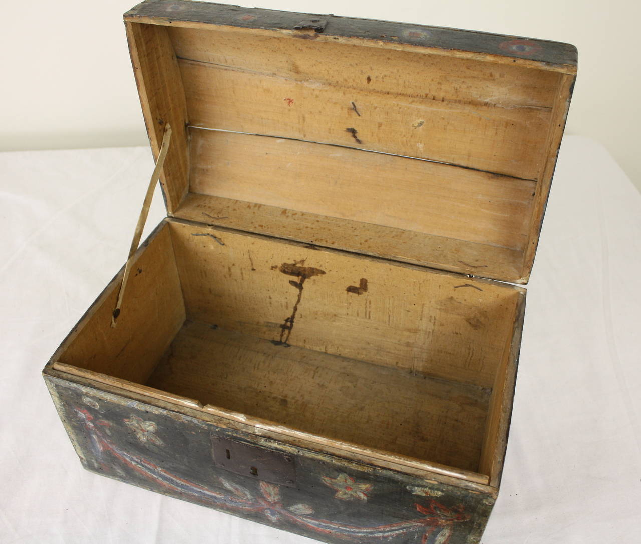 18th Century Antique French Painted Wedding Box For Sale