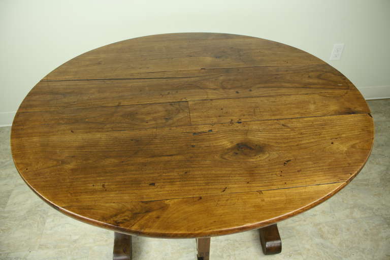Antique French Mellow Cherry Vendange Wine Farm Table In Good Condition In Port Chester, NY