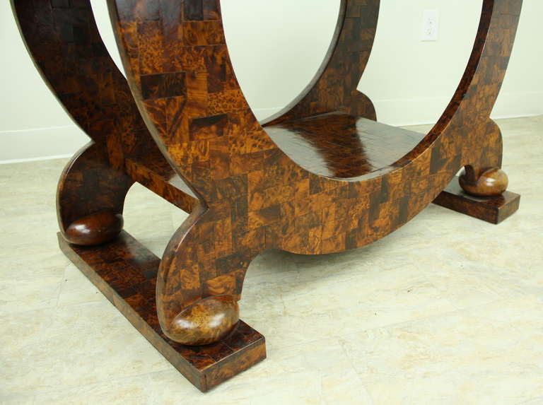 Coffee Table, Very Elegant Art Deco Marquetry For Sale 1