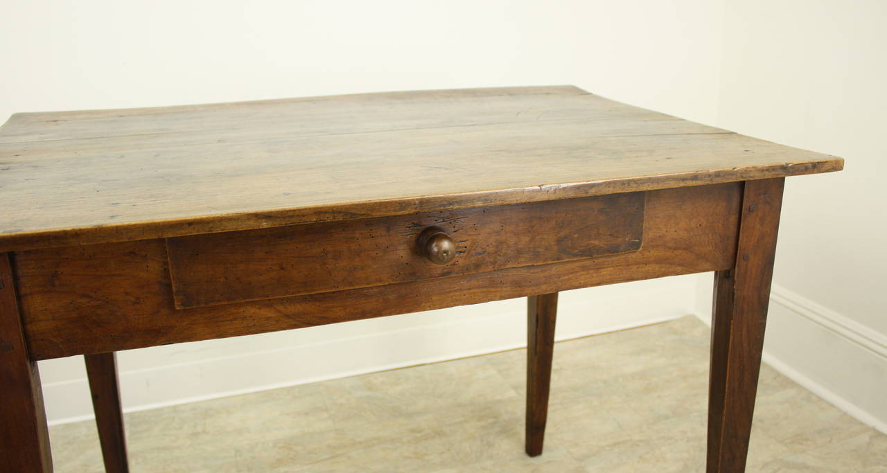 Small Antique Cherry Writing Table In Good Condition In Port Chester, NY