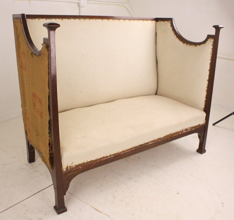 Scottish Arts & Crafts Settee, E.A. Taylor for Wylie & Lockhead In Good Condition In Port Chester, NY