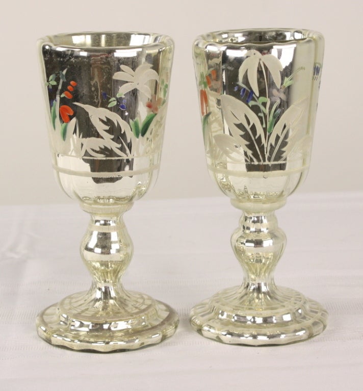 Shiny and delightful eye-catching decorations. And usable wine glasses too. Wonderful antique look.