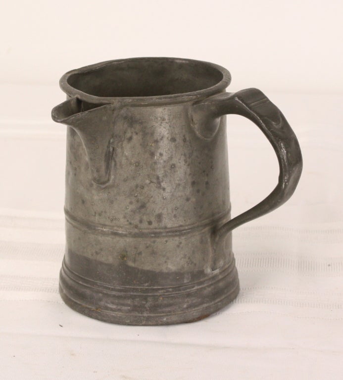 Five Antique English Pewter Mugs Collection In Distressed Condition In Port Chester, NY