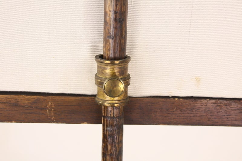 XIXe siècle Pare-étincelles anglais ancien brodé William IV anglais en vente