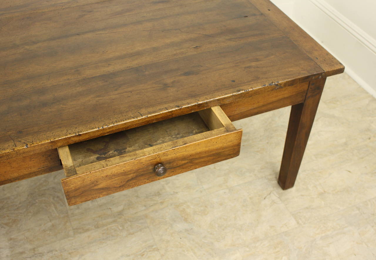 Antique Walnut Coffee Table with Two Drawers In Good Condition In Port Chester, NY