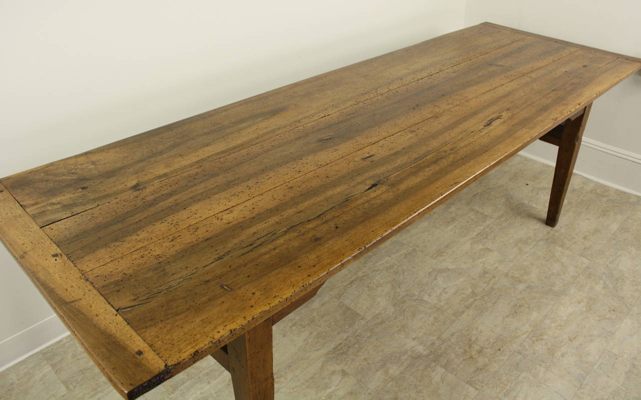 Antique Walnut Farm Table In Good Condition In Port Chester, NY