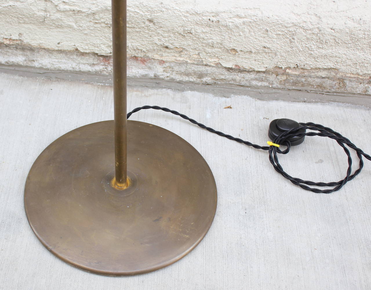 Brass and Metal Floor Lamp In Good Condition For Sale In Los Angeles, CA