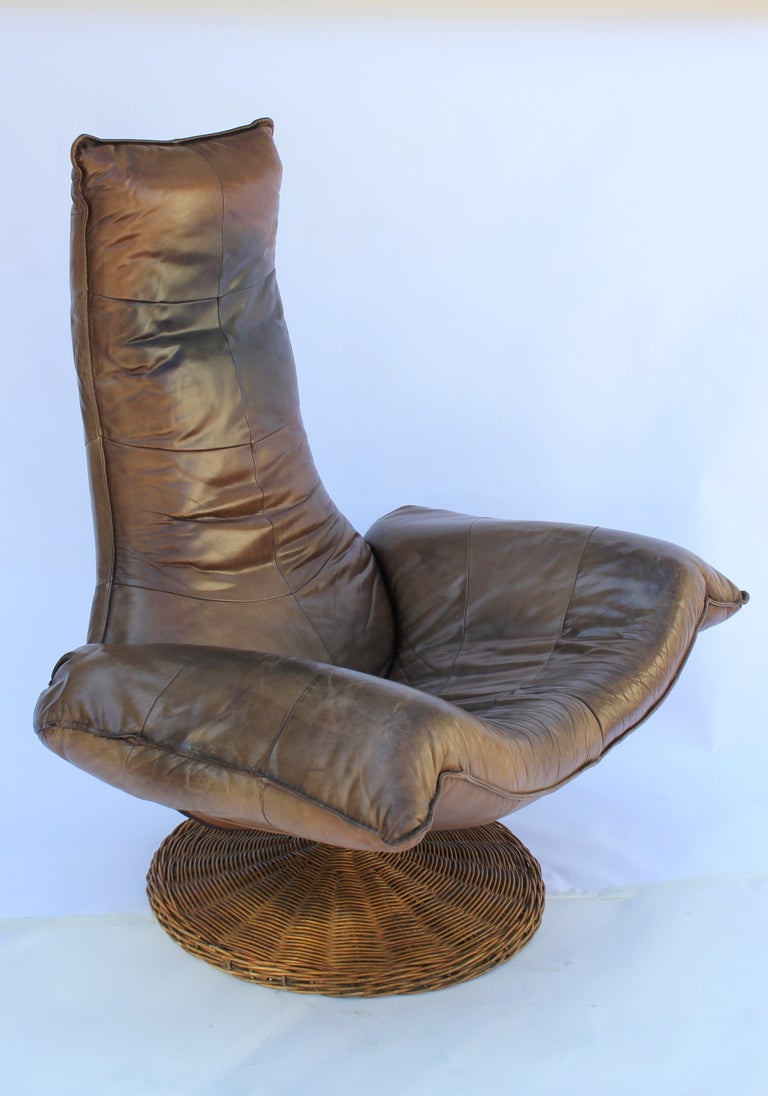 Dutch Gerard van den Berg  Leather Swivel Lounge Chair