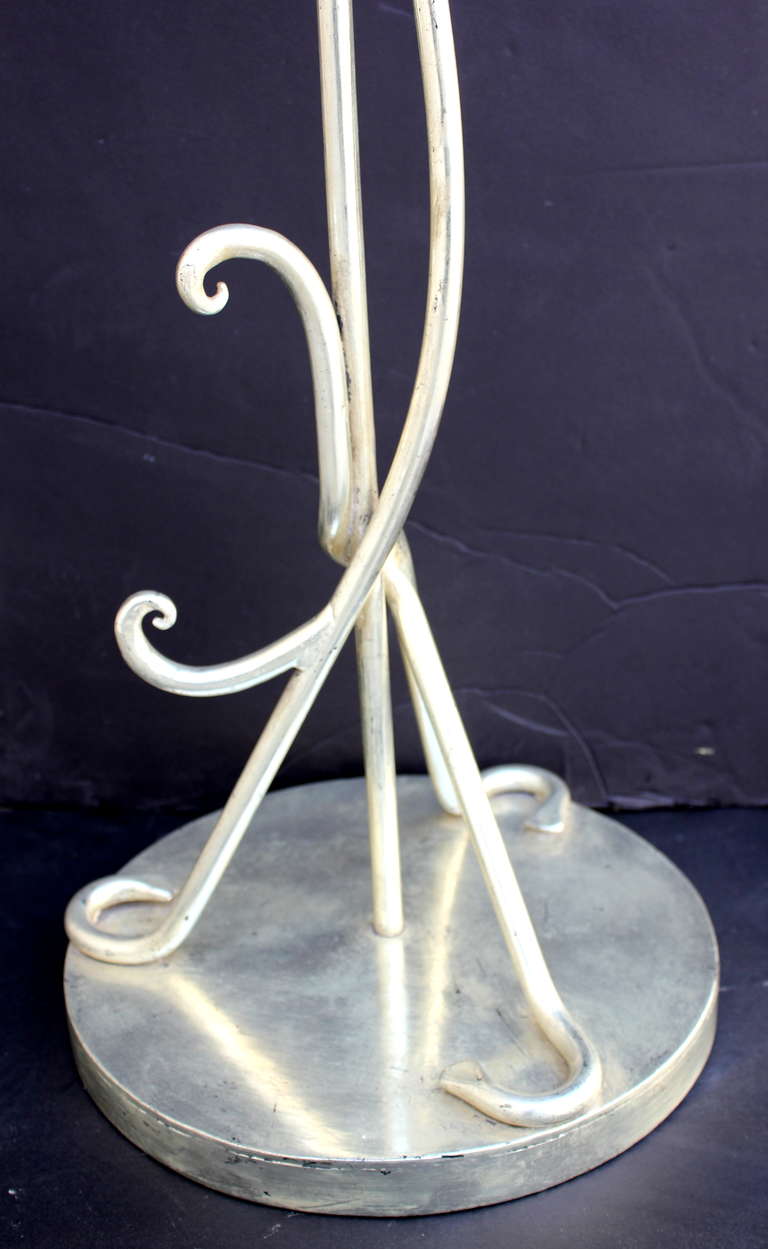 White Gold Ribbon Floor Lamp In Excellent Condition In Los Angeles, CA
