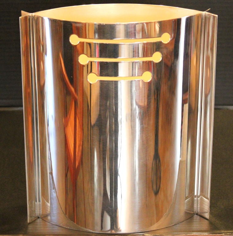 Silverplated Guiliani Malenpensa Vase for Mesa, Italy.