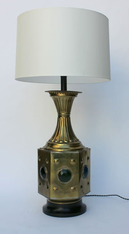 Large  Brass and Glass Moroccan Table  Lamp For Sale 1