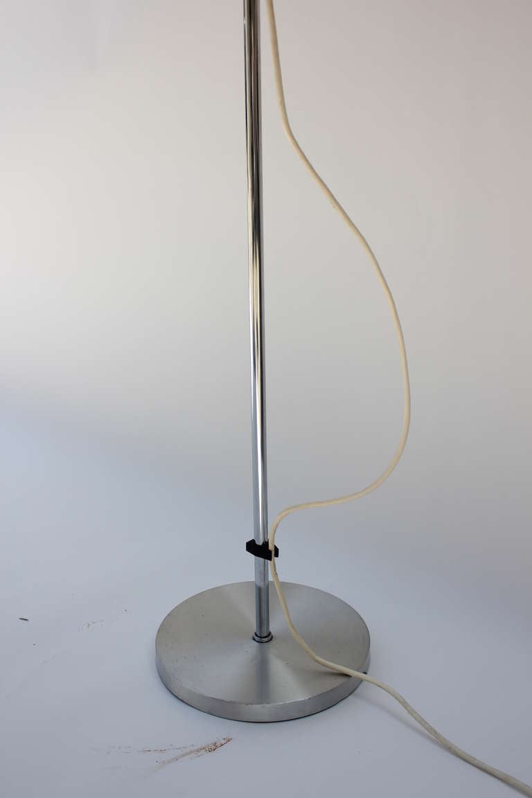 Raak Spun Aluminum and Lucite Floor Lamp. In Excellent Condition For Sale In Los Angeles, CA