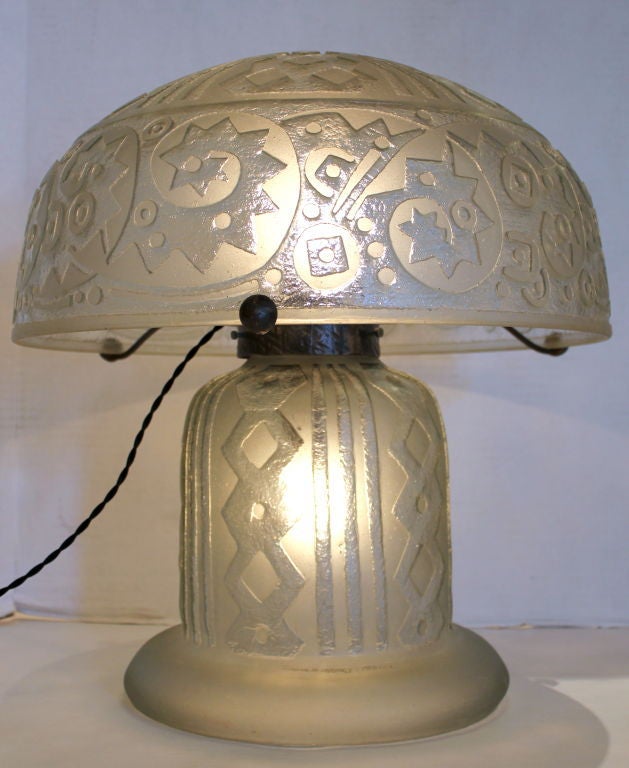 Daum Nancy Tischlampe