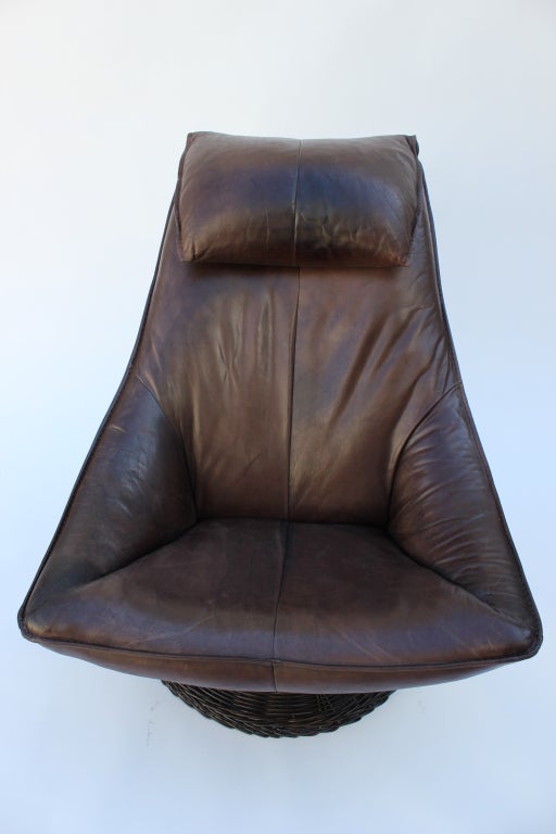 Large Gerard van den Berg Swivel Leather Lounge Chair 1