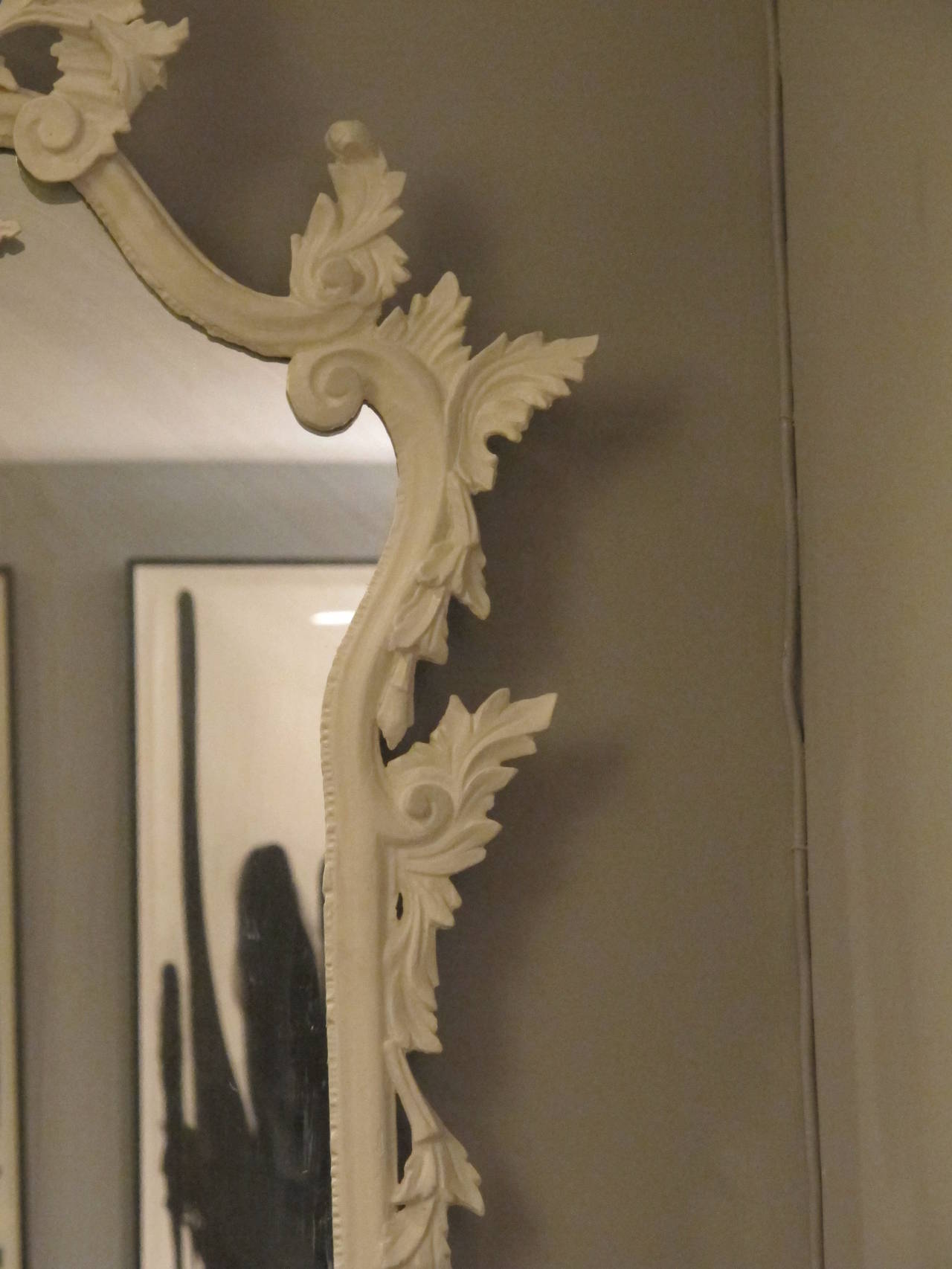 Late 19th Century English Mirror in the Rococo Style In Excellent Condition In New York, NY