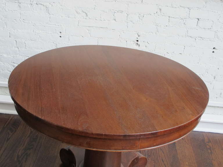 Late 19th Century American Empire Revival Pedestal Table In Excellent Condition In New York, NY