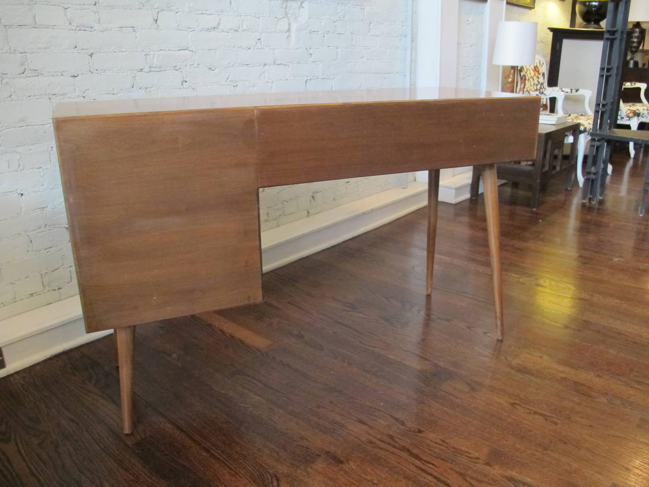 Walnut Desk by Stanley Young for Glenn of California For Sale 3