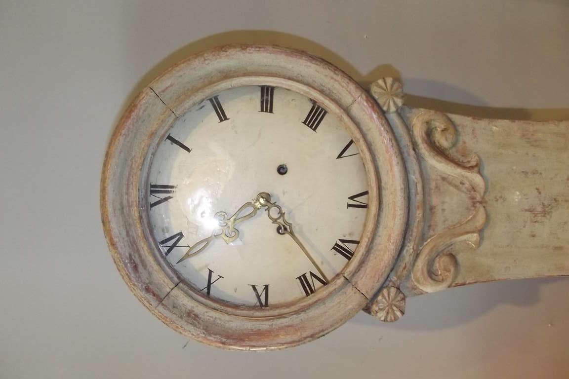 Gustavian Tall Clock In Excellent Condition In Bridgehampton, NY