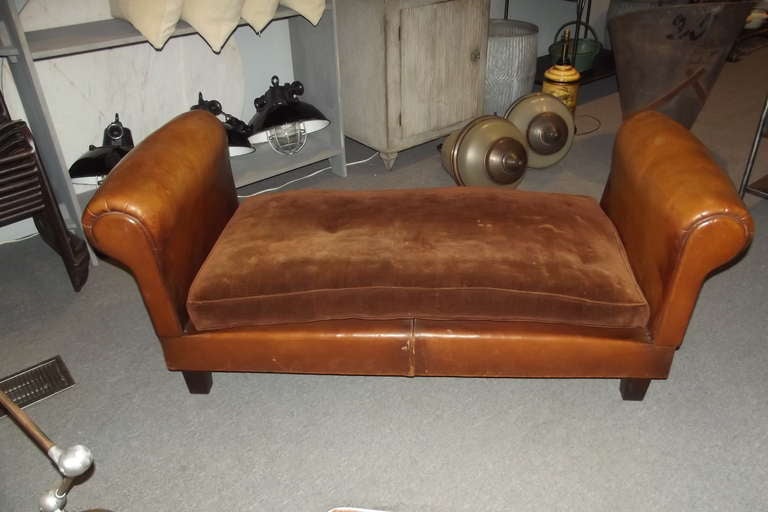 French Leather Daybed In Excellent Condition In Bridgehampton, NY