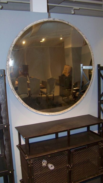 Large Round Convex Mirror