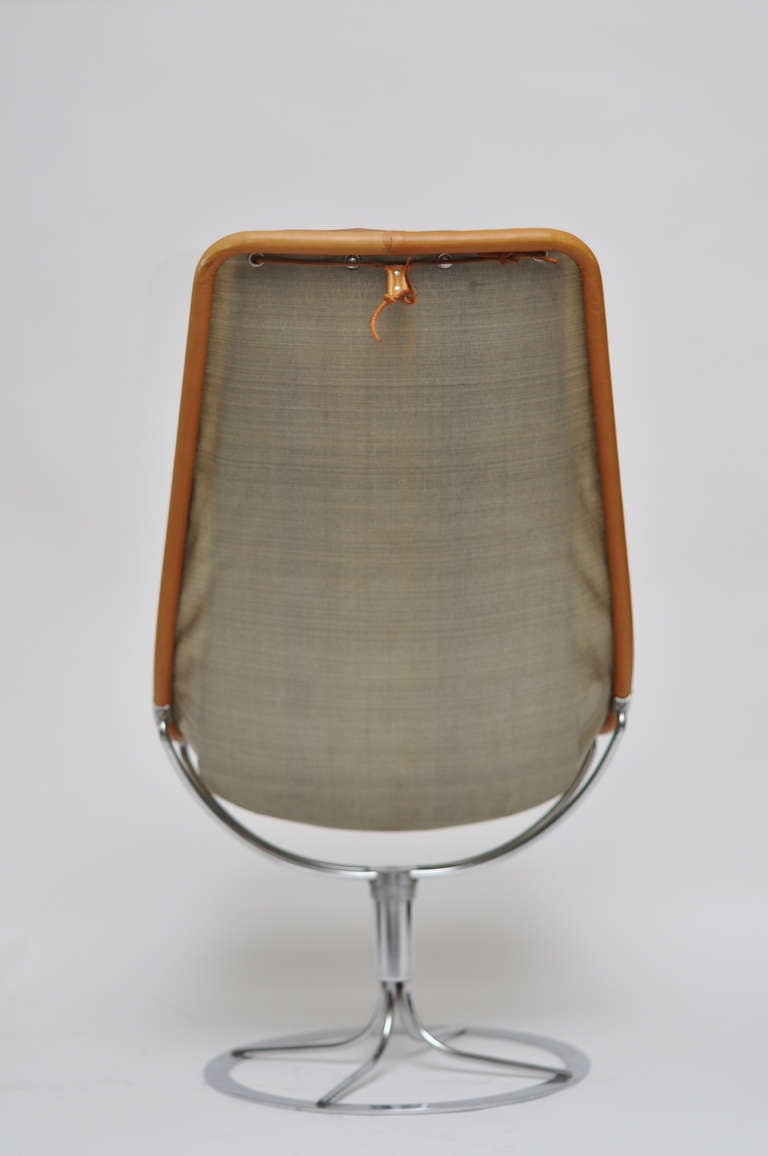 Leather Swivel Chair by Bruno Mathsson 2