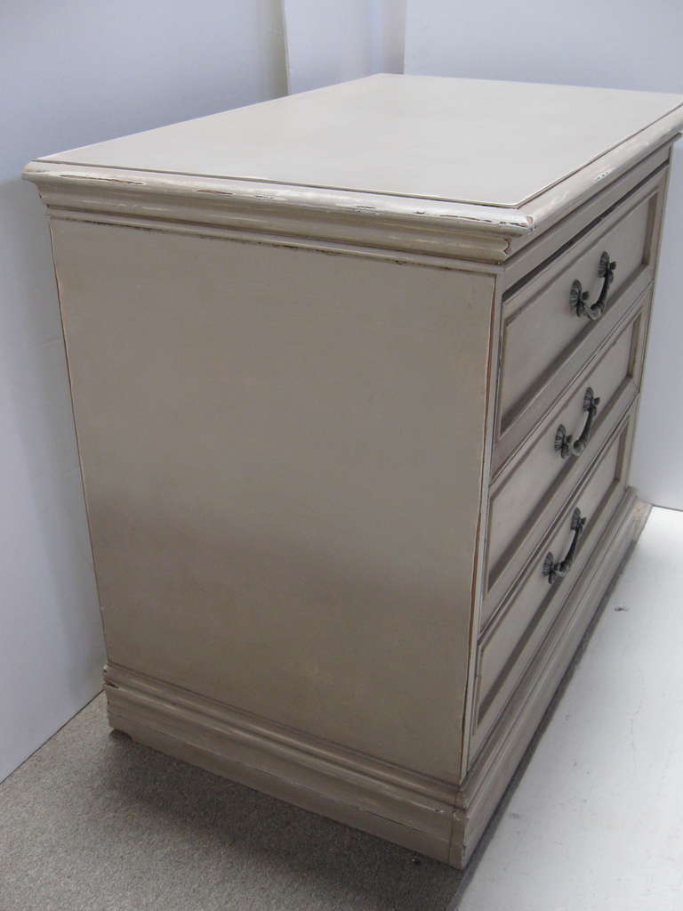 Pair of Painted Bachelor Chests/Commodes 2