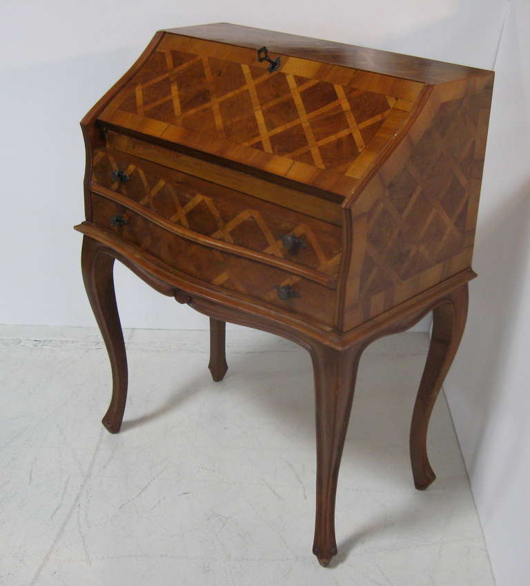 20th Century Italian Desk/Secretary with Parquetry Design