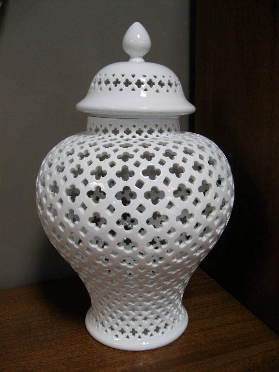PAIR OF CERAMIC GINGER JARS