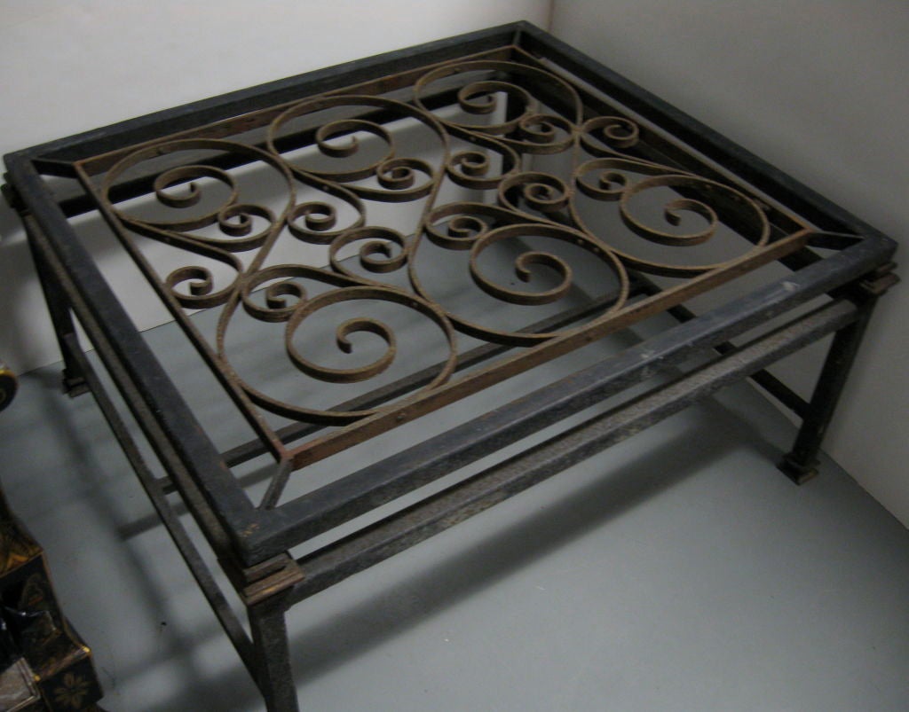 French Wrought Iron Coffee Table In Excellent Condition In Stamford, CT