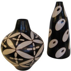 TWO PERUVIAN POTTERY VASES