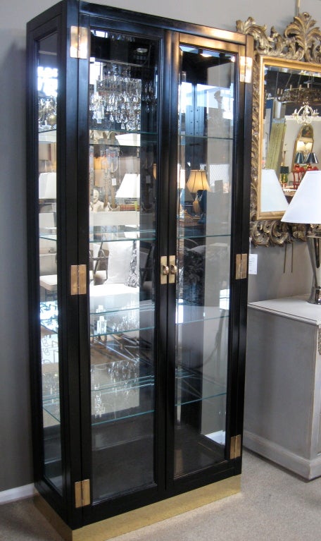 PAIR OF WOOD AND GLASS DISPLAY / VITRINE CABINETS BY AMERICAN OF