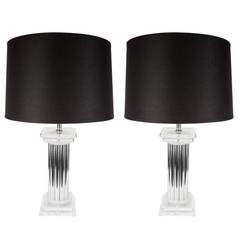 Luxe Pair of Mid-Century Modernist Pillar Lamps in Lucite and Chrome 11