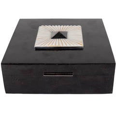 Lux Square Blacktab Shell Box with Allan Shell Overlay and Tahiti Shell Pyramid 5
