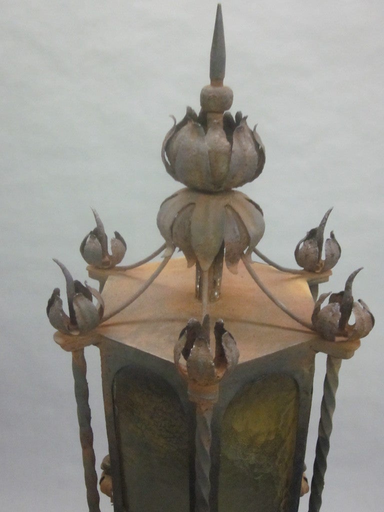 Hand-Crafted Pair of Italian 17th Century Hand Made and Forged Wrought Iron Floor Lamps For Sale