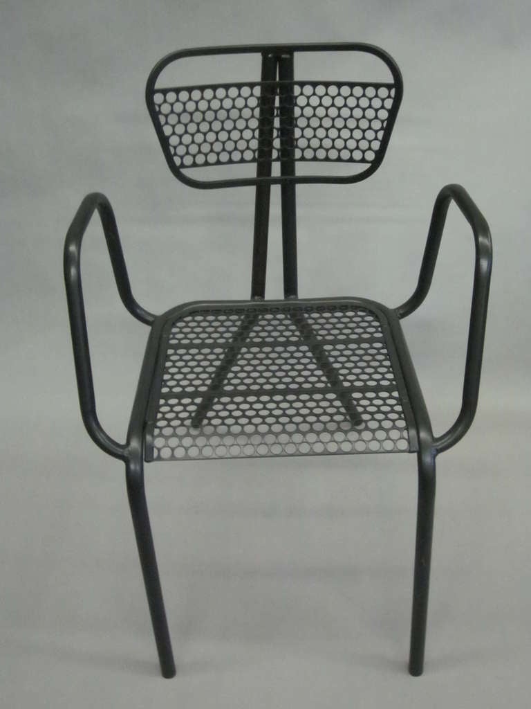 Set of Eight French Mid-Century Modern Enameled Steel Dining Chairs In Good Condition For Sale In New York, NY