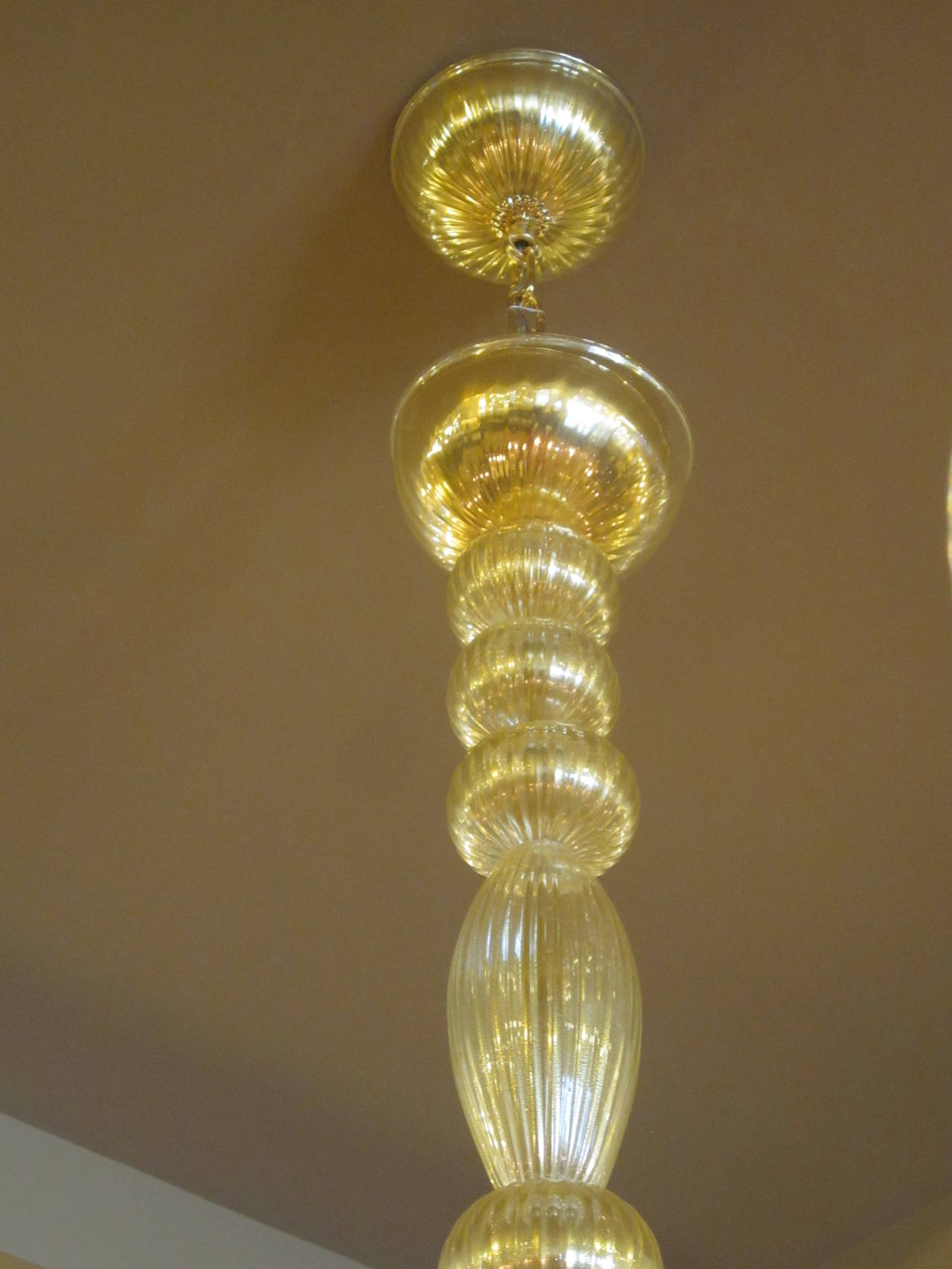 Italian Large Clear Amber Murano / Venetian Glass Chandelier Attributed to Venini For Sale