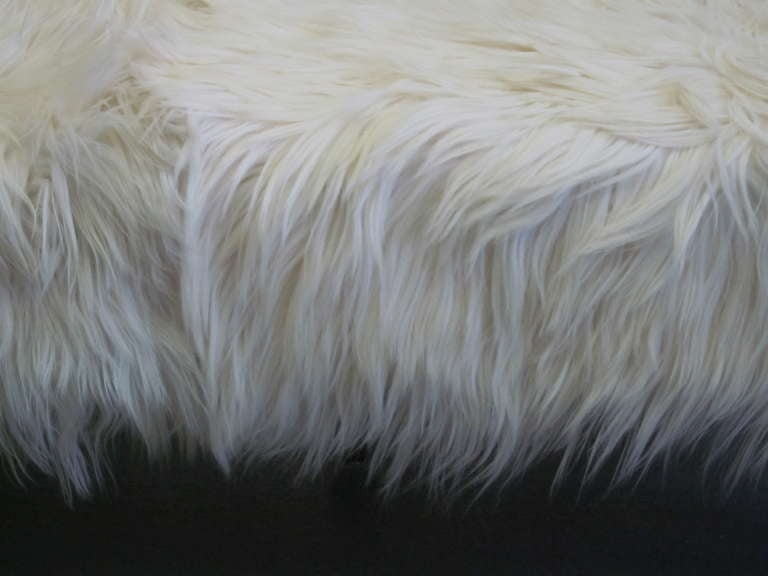 Large Long Hair Italian Mid-Century Modern Style Goatskin Bench, Ico Parisi For Sale 6