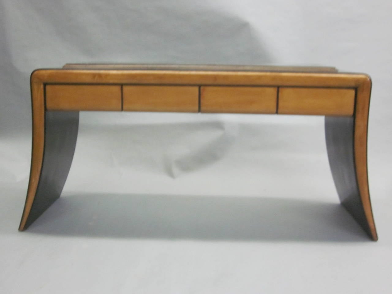 Italian Art Deco / Modern Neoclassical Vanity / Sofa Table by Paolo Buffa, 1930 In Good Condition In New York, NY