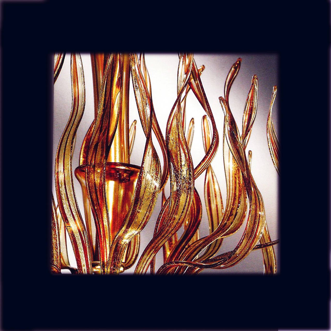 Maßgefertigter italienischer Muranoglas-Kronleuchter aus venezianischem Glas, „Earth, Water, Air and Fire“ im Angebot 3