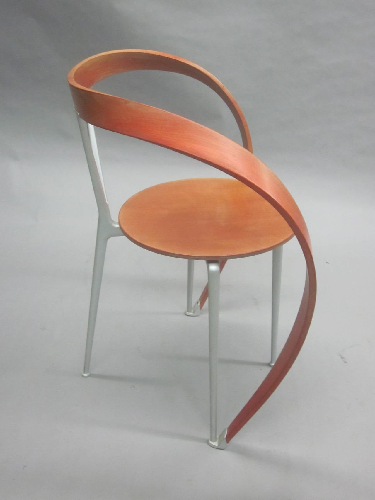 Italian Design / Mid-Century Style Modern Lounge Chair by Andrea Branzi, 1993 In Good Condition For Sale In New York, NY