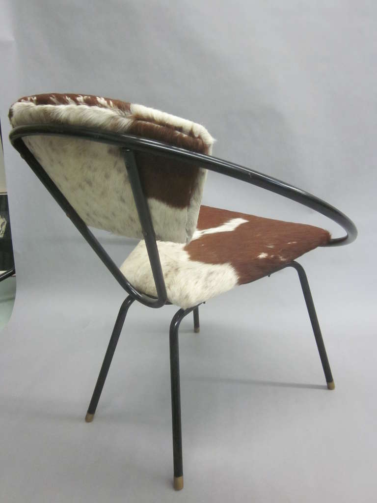 Mid-20th Century Pair of Italian Mid-Century Modern Cowhide Lounge Chairs Attr. to Ico Parisi  For Sale