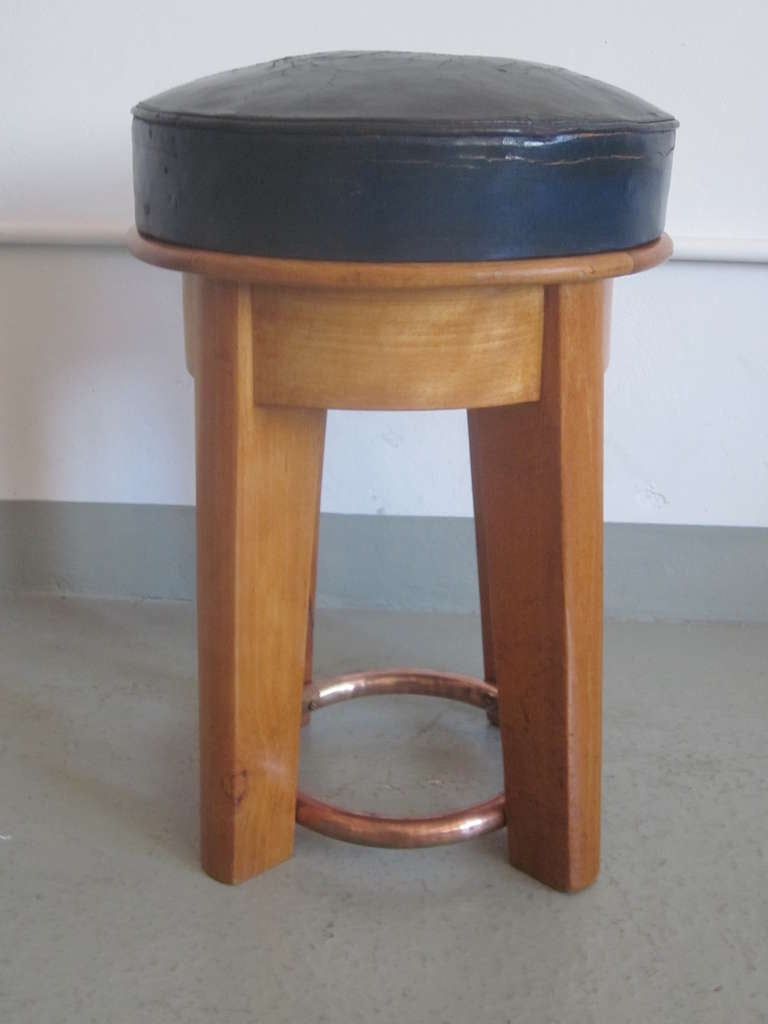 Rare Pair of French '1930s' Stools by Taubmann In Good Condition For Sale In New York, NY