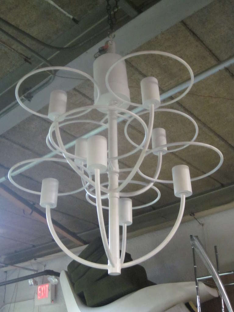 Italian Mid-Century Modern Chandelier Attributed to Gino Sarfatti In Good Condition For Sale In New York, NY