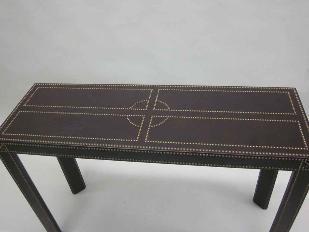 French Mid-Century Studded Leather Console / Sofa Table after Jean Michel Frank In Good Condition For Sale In New York, NY