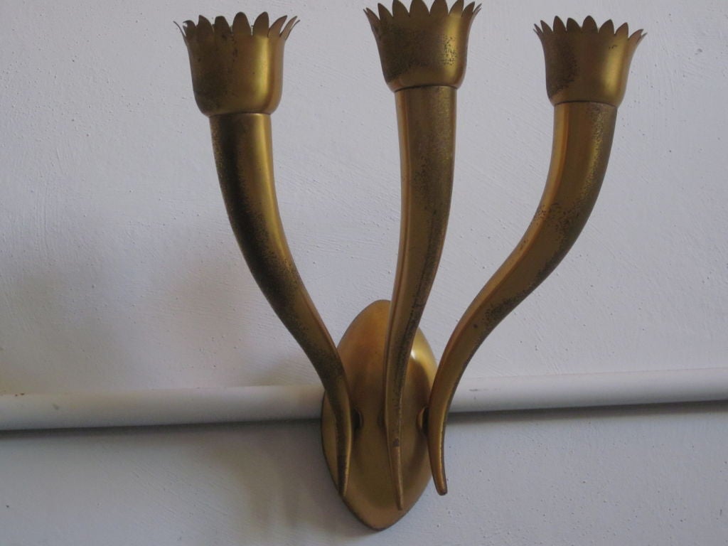 Pair Italian Mid-Century Modern Neoclassical Wall Sconce Attributed to Gio Ponti In Good Condition For Sale In New York, NY