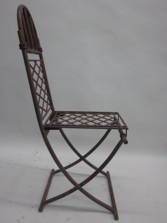 Français Ensemble de 4 chaises néoclassiques françaises en fer forgé, Raymond Subes, 1940 en vente