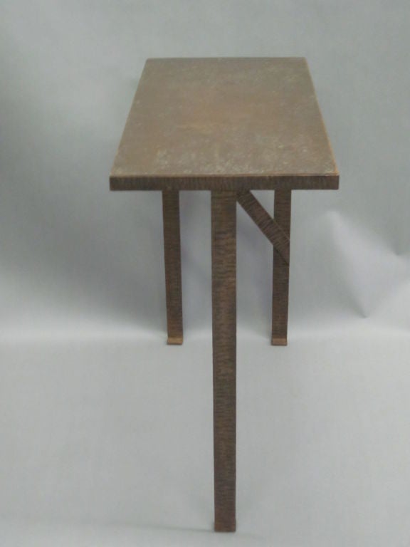Moderne Paire de tables d'extrémité ou consoles Art Déco françaises uniques attribuées à Paul Kiss en vente
