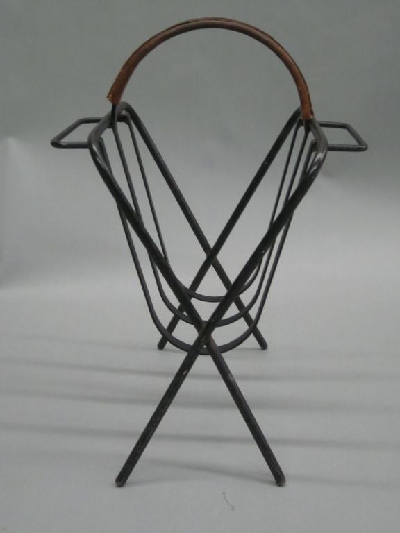 French Mid-Century Modern Leather & Iron Magazine Stand in Style Jacques Adnet For Sale 1