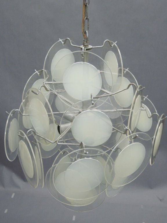 Late 20th Century Italian Mid-Century Modern Acrylic Disc Chandelier or Pendant by Vistosi For Sale